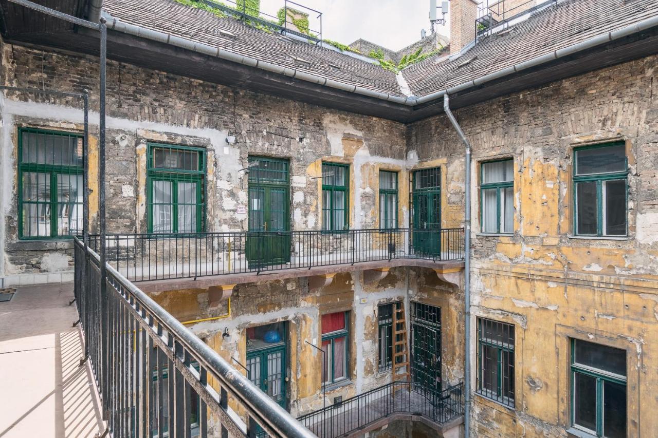 Bright & Spacious Loft With Basilica View, Budapest
